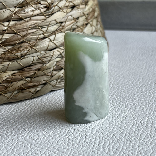 岫玉奇石随型印章眺望