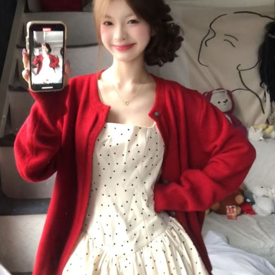 吊带背心公主连衣裙配开衫