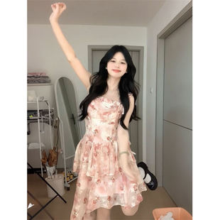 甜美温柔浪漫初恋感粉色不规则收腰显瘦超仙碎花吊带连衣裙女 韩式