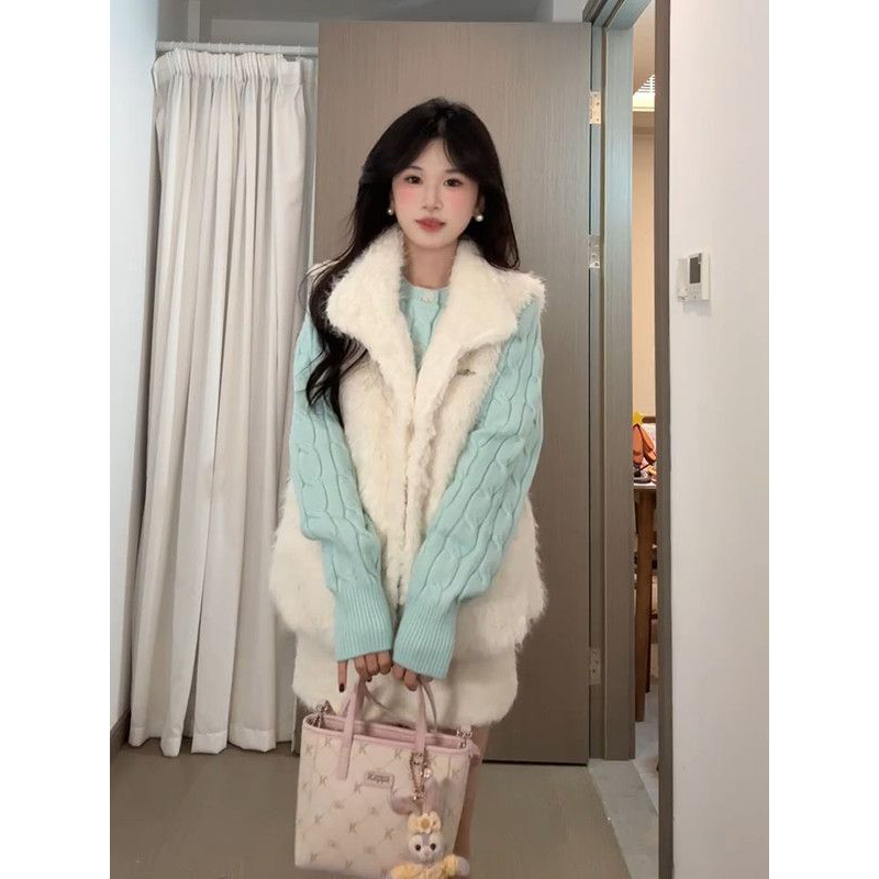 马甲毛衣背心+薄荷绿针织开衫