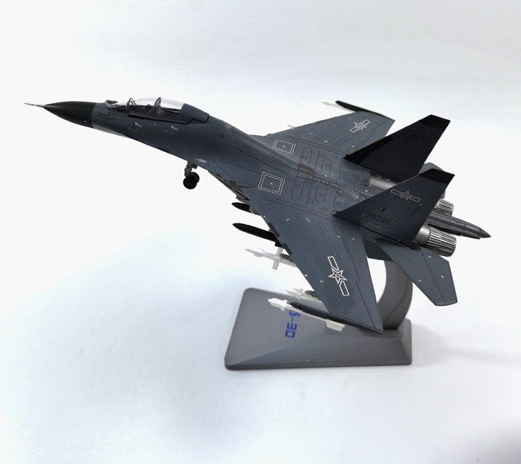 新创秦1:72苏30战斗机飞机模型合金 su30战斗轰炸机成品苏-30mkk