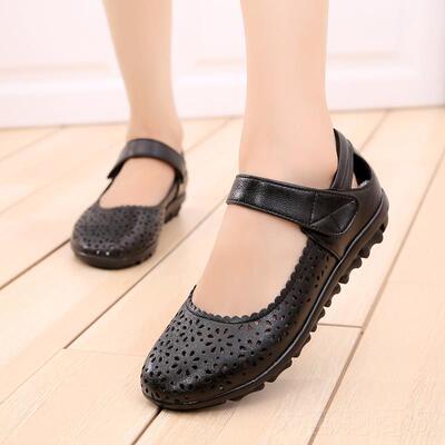 正品包头跟妈平妈凉鞋夏季真皮软底镂空洞洞单鞋中3老年女3鞋小码