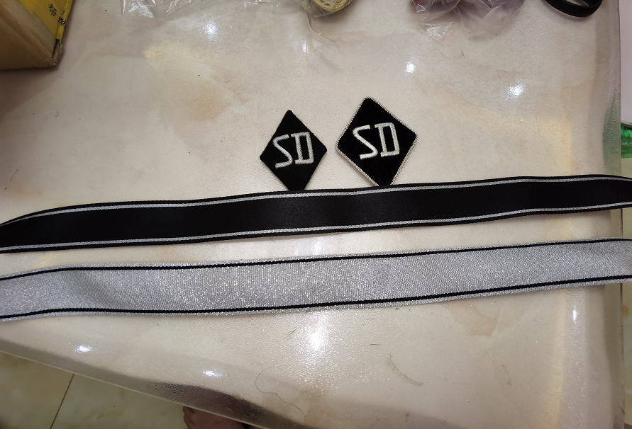 【高品质】SD进口金属丝袖章  手工刺绣黑白袖条臂章