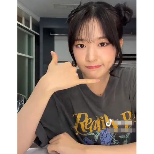 IVE安宥真同款衣服宽松落肩中袖印花纯棉短袖t体恤上衣夏季打底衫