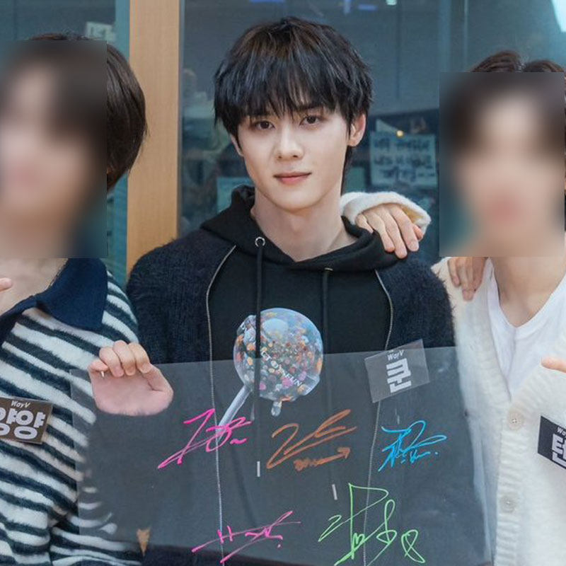 WayV威神V钱锟同款卫衣宽松印花套头黑色连帽衫薄款加绒男女衣服