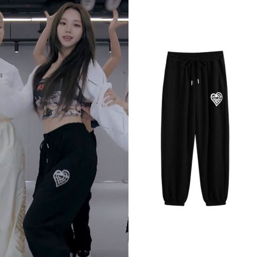 宽松高腰型AESPA同款裤子