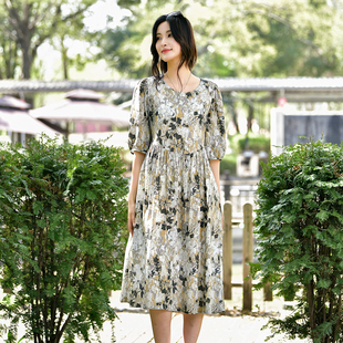 时尚外穿棉绸连衣裙女中长款宽松大码人造棉绵绸休闲旅游度假裙子