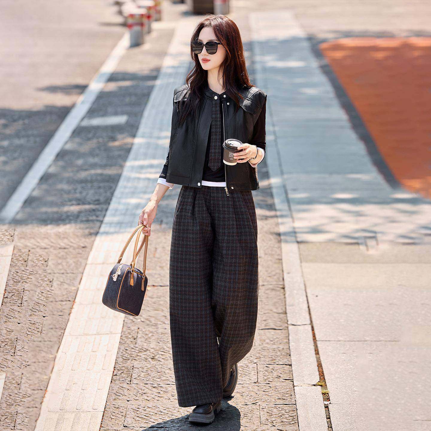 复古美式酷飒拽姐U皮马甲P套装女士0件25初秋新ZCAI8169款2格纹阔