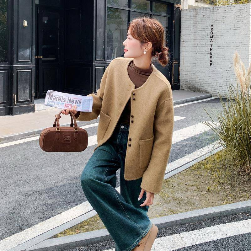 毛今年流行显瘦气子质圆c182-215领女羊毛双面呢外套秋冬新款小个