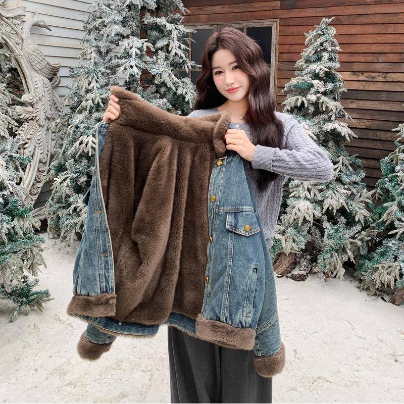 皮C215-935毛体羊羔毛牛仔新外套女2025冬季款好仿看一的复古洋气