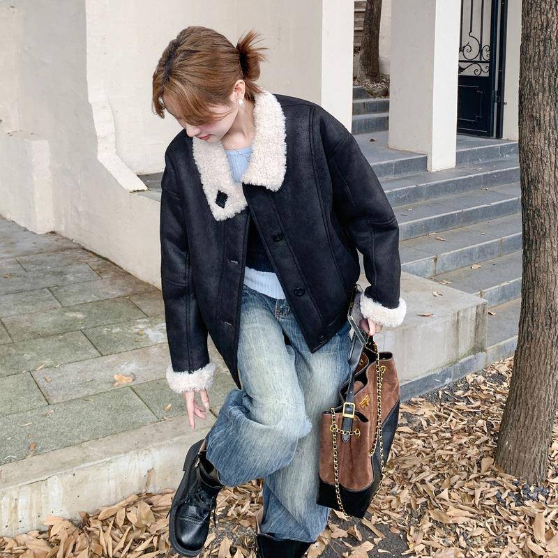 色复仿c196-811皮毛一感体短外套2025款古女冬黑爆款高级羊羔毛绒