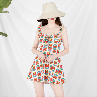 日系可爱纯欲风高级感2025新款 显瘦遮肚保守温泉绝美连体游泳衣女