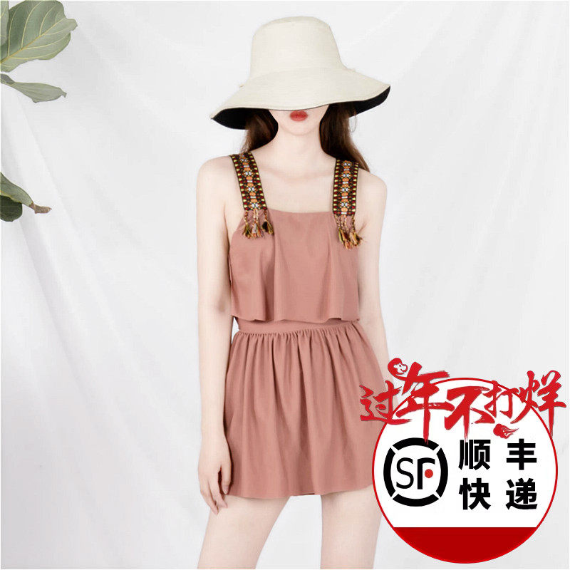 徐苏苏民族风显瘦遮肚连体泳衣券后101元