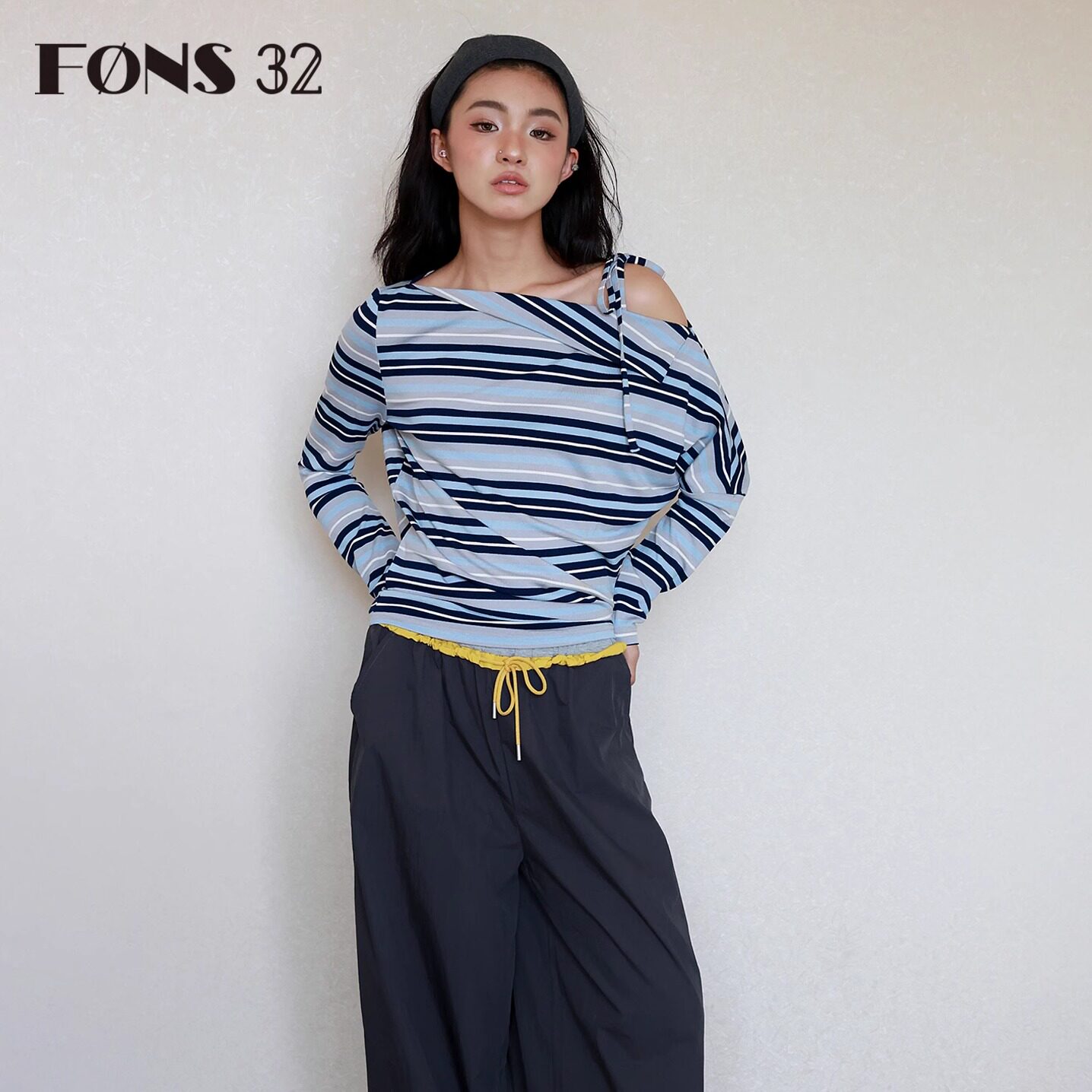 FONS32蓝色条纹斜领露肩上衣女长袖t恤纯欲风收腰辣妹上衣