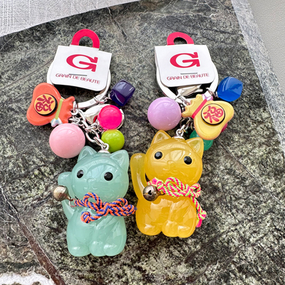 韩国AZNAVOUR/GRAIN de BEAUTE 精致可爱招财猫钥匙扣包挂件