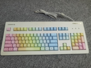 樱桃 MX 3000 USB G80-3000LPCEU-0黑轴 老键盘换线实物图展示