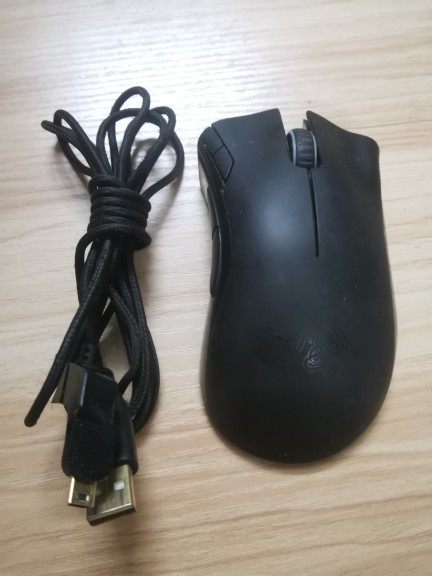 Razer雷蛇 Mamba曼巴眼镜蛇4G /无线游戏鼠标RZ30-0012 不带电池