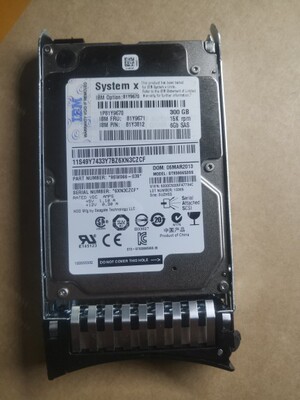 IBM服务器硬盘81Y9671 81Y9670 81Y3812 300G 15K 6GB SAS 2.5寸