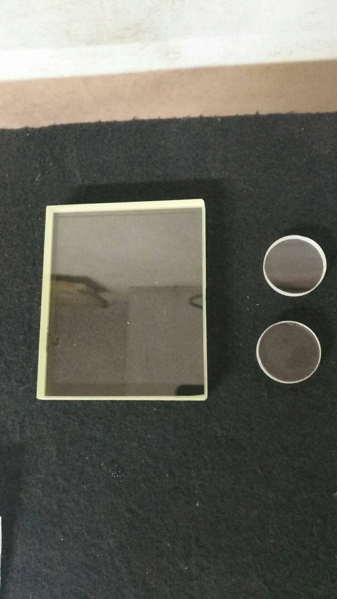 防辐射铅玻璃，医用铅玻璃，医用针筒注射玻璃，核辐射铅玻璃