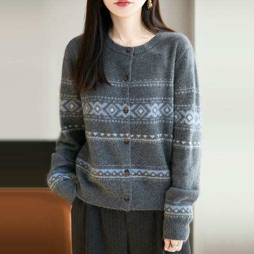 韩系复古菱形提花针织开衫女秋冬新款小个子圆领宽松休闲毛衣外套