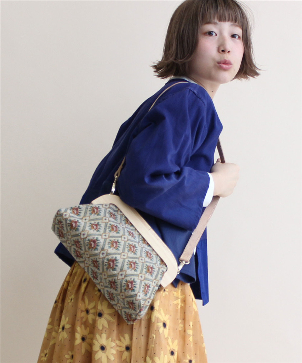 earthmade日本原厂真品复古潮牌杂志贵妇民族布配牛皮女实木夹包