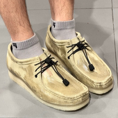 POLIQUANT BEAUT CLARKS DOOITT THE WALLABEE 二层牛皮休闲鞋