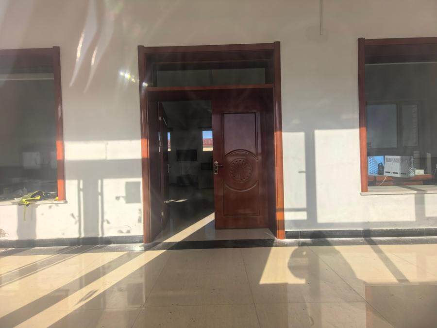 5月6日石嘴山市通伏乡新潮村四队辖区内（原新潮小学）工业用地及地上建筑物、附着物网络拍卖公告