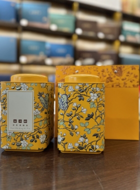 茶叶空盒黄色通用听特种纸手提袋雕金每套装5-6两1箱20套整箱包邮