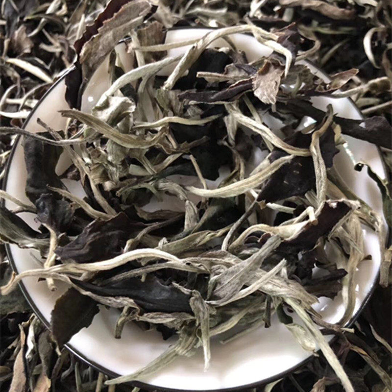 新茶云南秧塔白茶大树普洱茶晒青茶叶景谷月光美人500g木箱装包邮