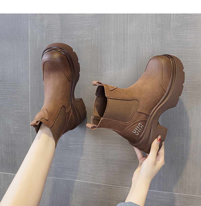 2025冬季新款软底软皮舒适加绒保暖女款短靴咖色黑色小圆头复古风