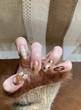 纯手工定制穿戴甲秋冬晕染手绘花朵格温猫眼显白高级气质美甲甲片