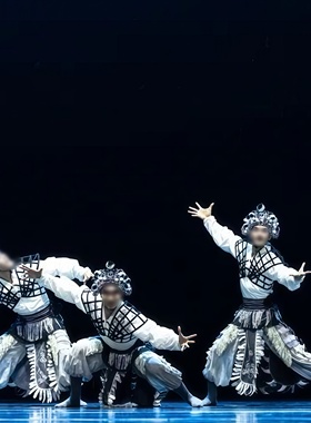 第十五届全国舞蹈展演《厝角头有戏出》男子群舞白色专业定制舞服