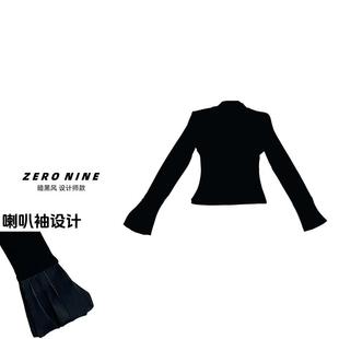 T恤女 长袖 挂脖设计设计感上衣 黑色性感方领喇叭袖 Dan
