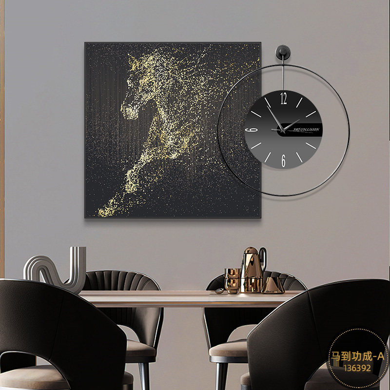 餐厅装饰画现代轻奢带时钟表组合画简约饭厅挂画马到成功客厅壁画