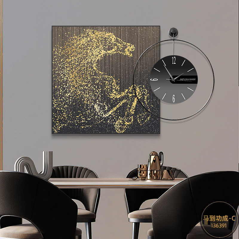 餐厅装饰画现代轻奢带时钟表组合画简约饭厅挂画马到成功客厅壁画