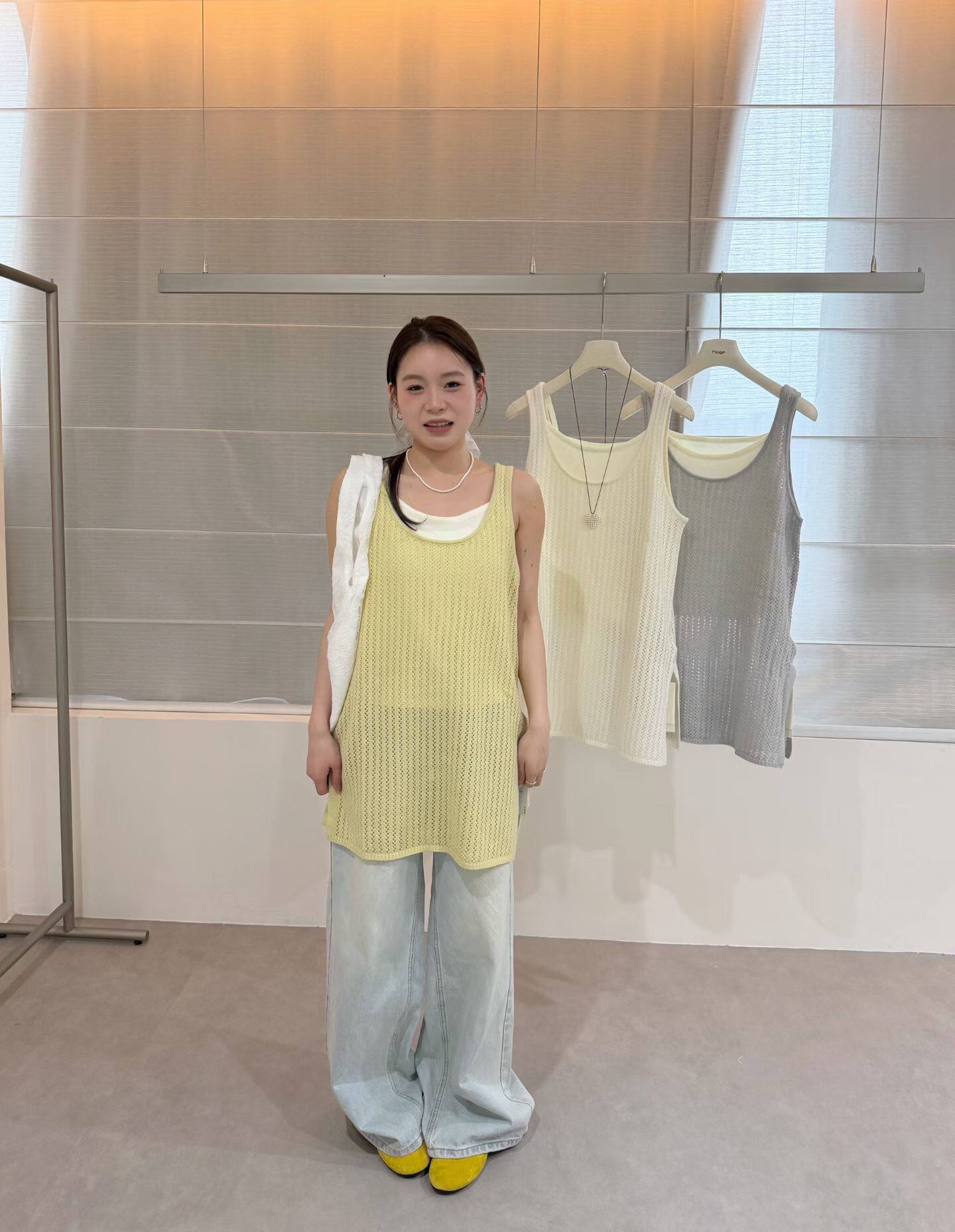 糖果色2026春季新款欧货女装圆领镂空针织背心连衣裙叠穿开叉罩衫