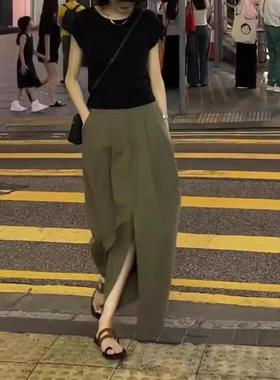 24611大爱美依缘2026新款休闲御姐修身显瘦T恤开叉半身裙时尚女装