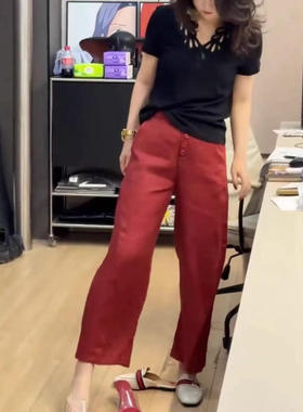 25392大爱美依缘2025夏季新款设计感V领镂空时尚T恤直筒九分裤女