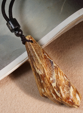 越南芽庄沉香木玉化白棋楠子弹头吊坠文玩挂饰项坠挂件编织绳链