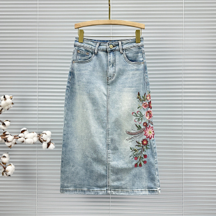 包臀高腰百搭A字绣花开叉半身裙 新款 中长款 牛仔裙女潮2025年夏季