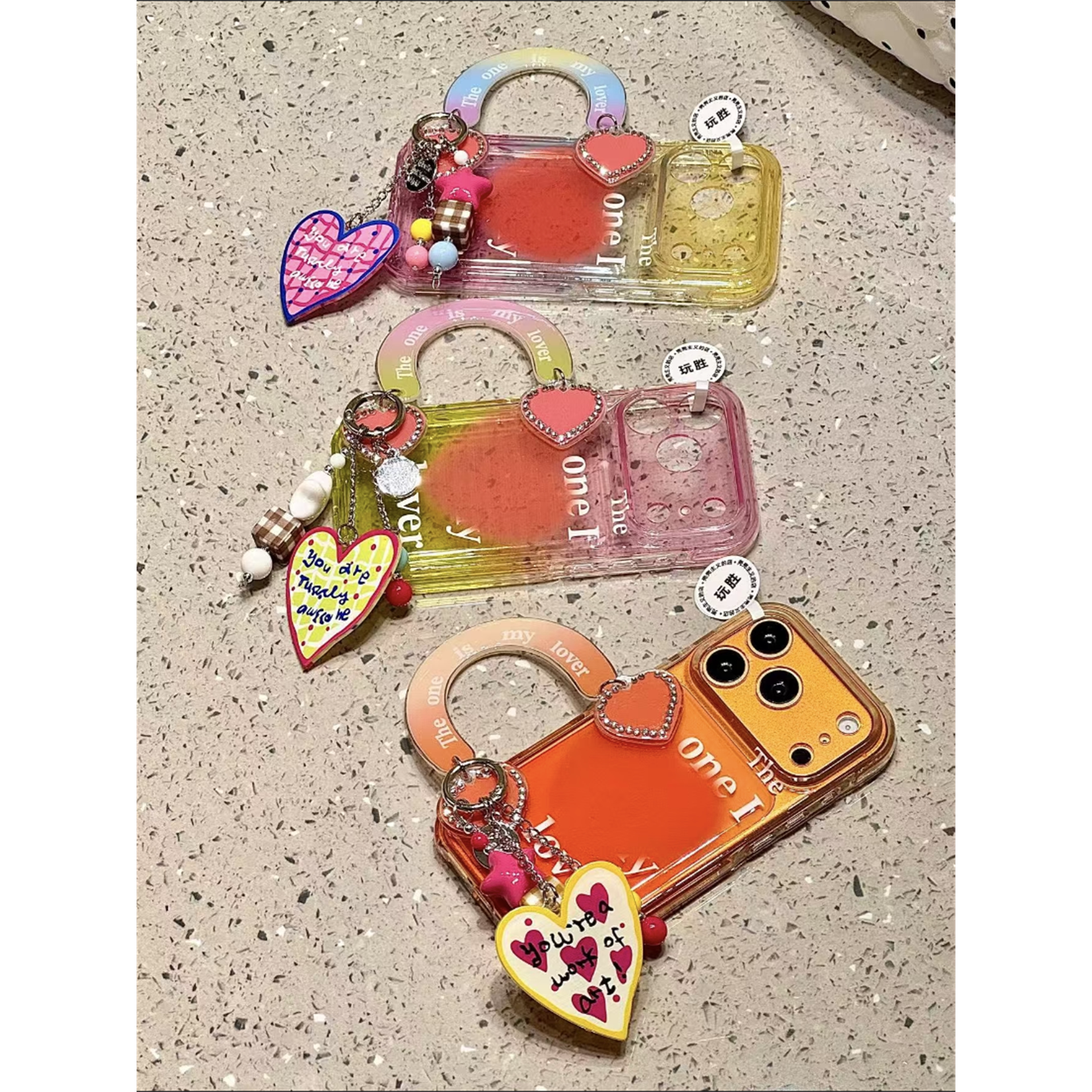 加尔 夏日晕染爱心英文手提链条适用苹果17ProMax手机壳iphone15新款16pro女款16创意15pro防摔17硅胶保护套