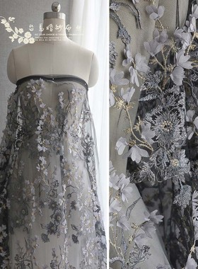 立体花灰色刺绣蕾丝E7黑色底纱金线+灰色绣线婚纱汉服配饰布料