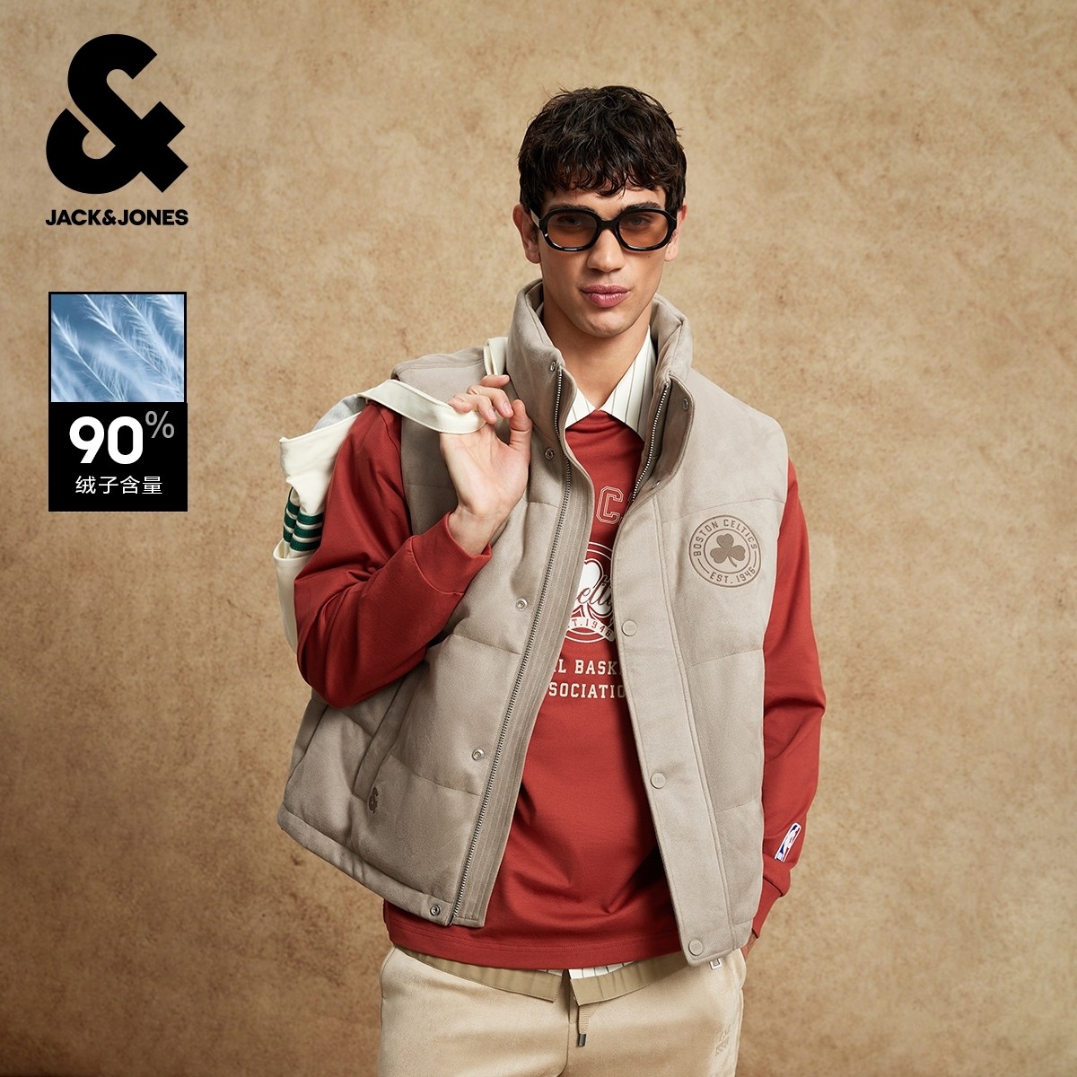 杰克琼斯NBA联名凯尔特人队男装冬季马甲字母印花立领羽绒上衣