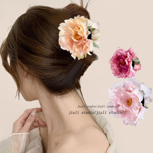 牡丹花朵绢花抓夹女2025新款高级感夏天森系花朵鲨鱼夹马尾发饰夹