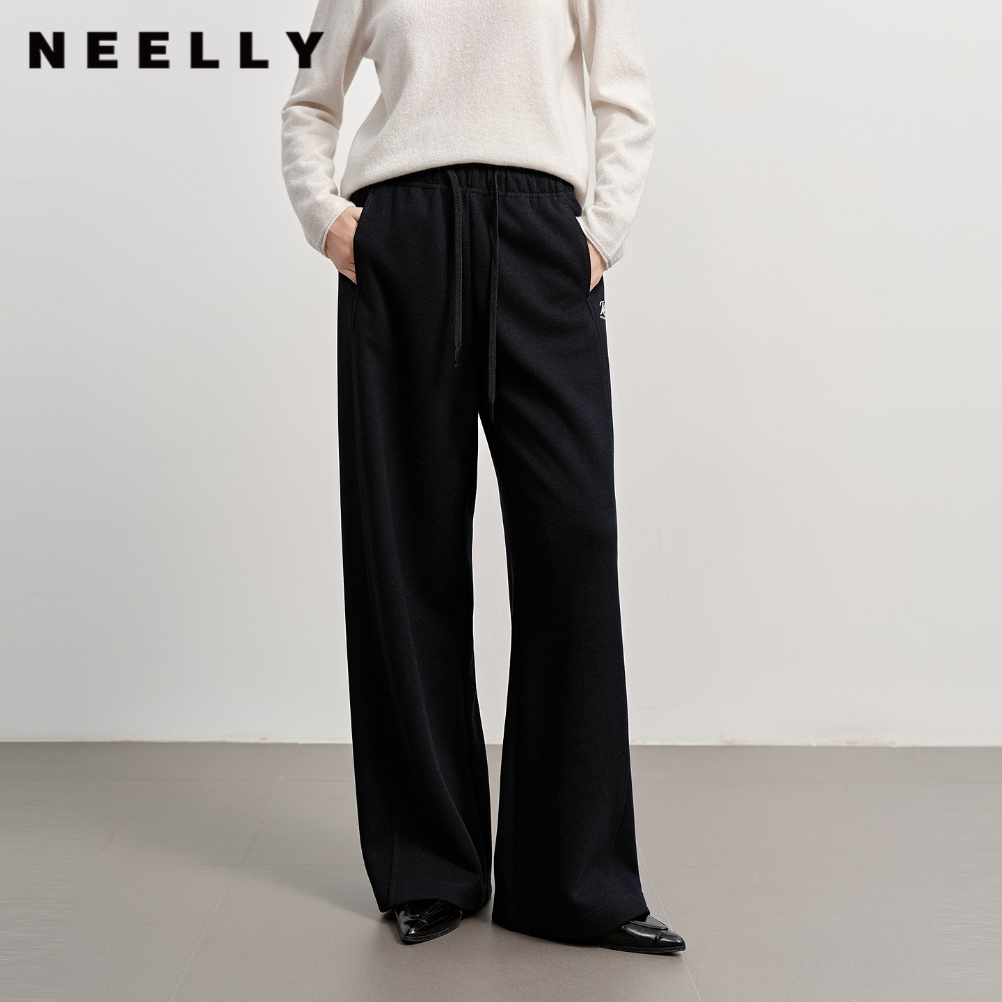 NEELLY纳俪商场同款冬季新款休闲慵懒直筒长裤女高腰运动风针织裤