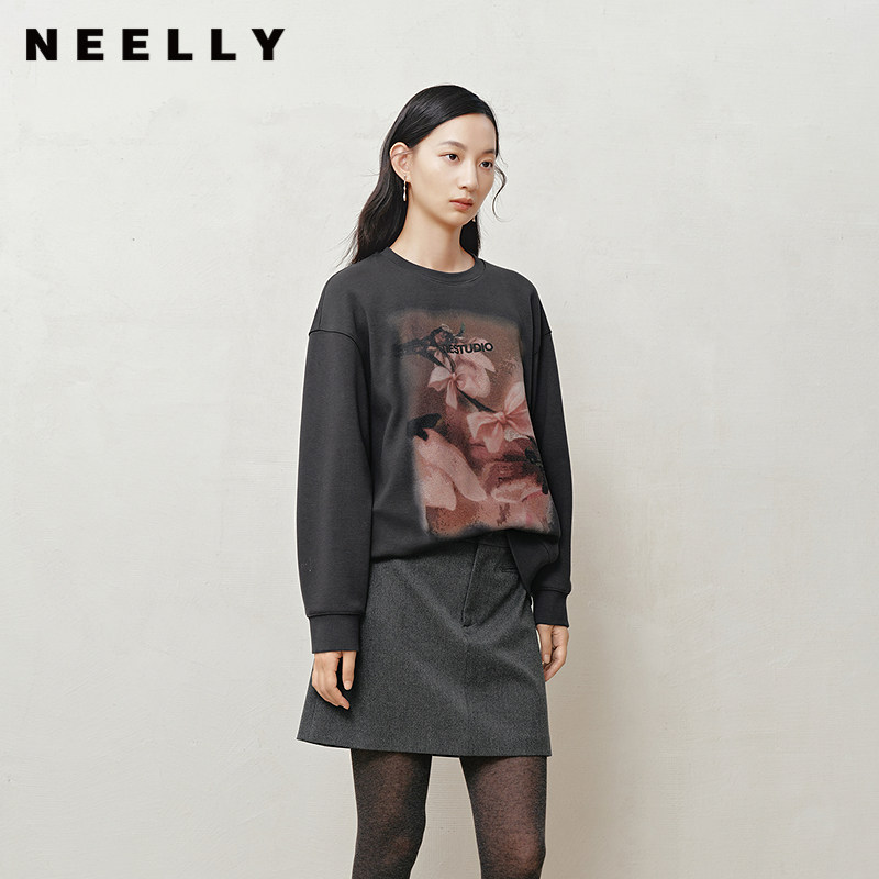 NEELLY纳俪商场同款冬新款时尚宽松印花卫衣女休闲文艺套头上衣