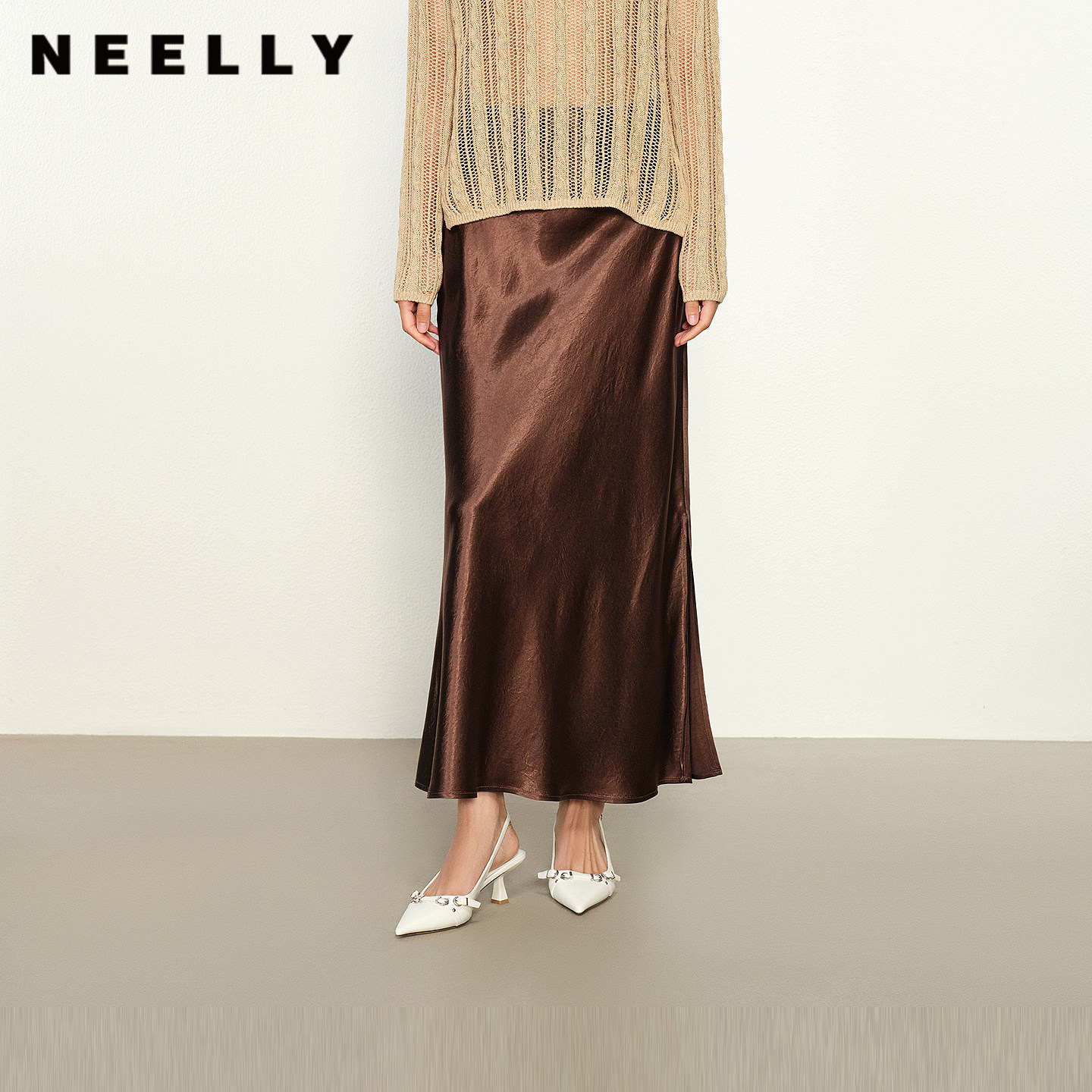 NEELLY纳俪商场同款春新款轻奢优雅半身裙女高腰垂感气质A字裙