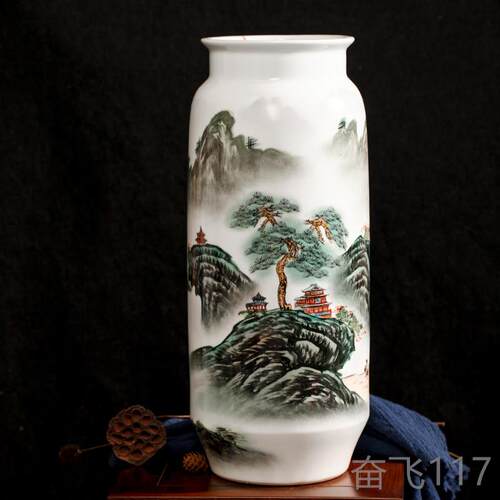 正品景德镇陶瓷白色花鹤瓶 手绘松客插花瓷瓶厅 装工艺家居摆件饰