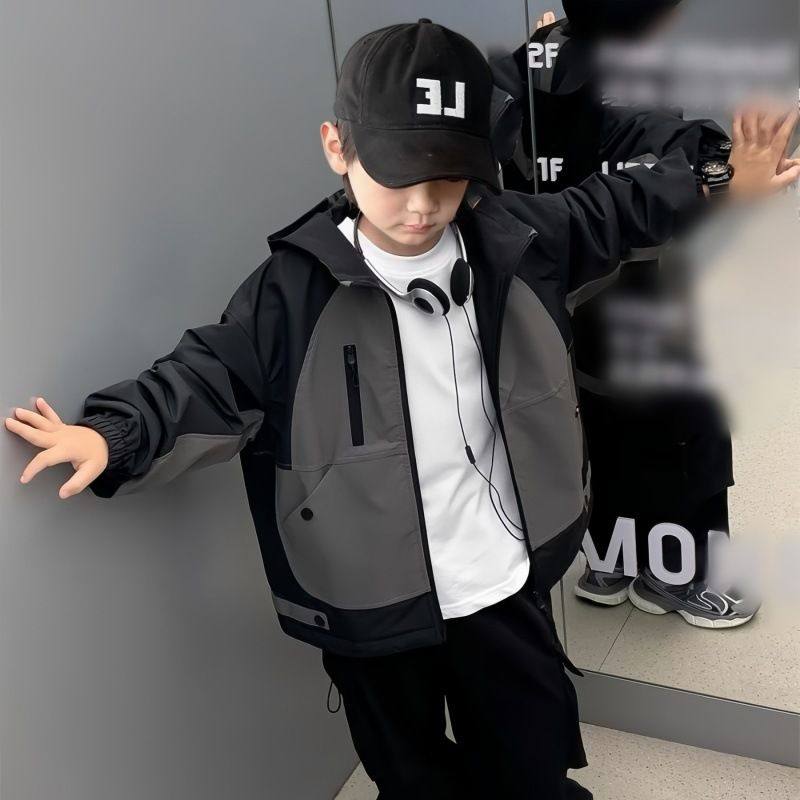 童装男童外套春秋季儿童风衣2024新款中大童连帽休闲衣服男孩帅气