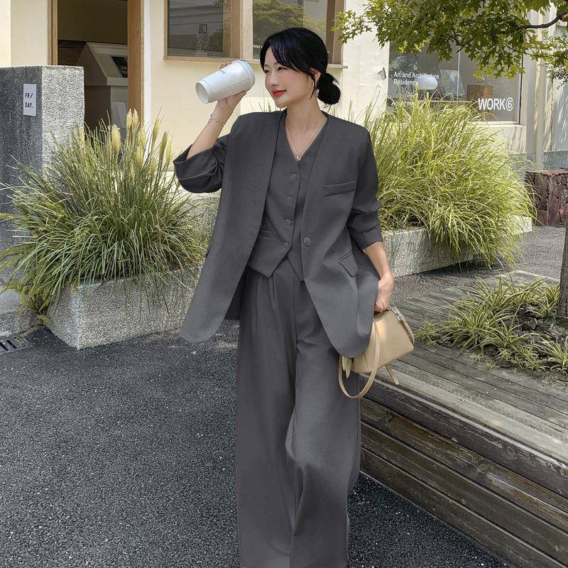 025秋季新设计B226-586西款装外套马甲套装女宽松休闲裤减2龄显瘦